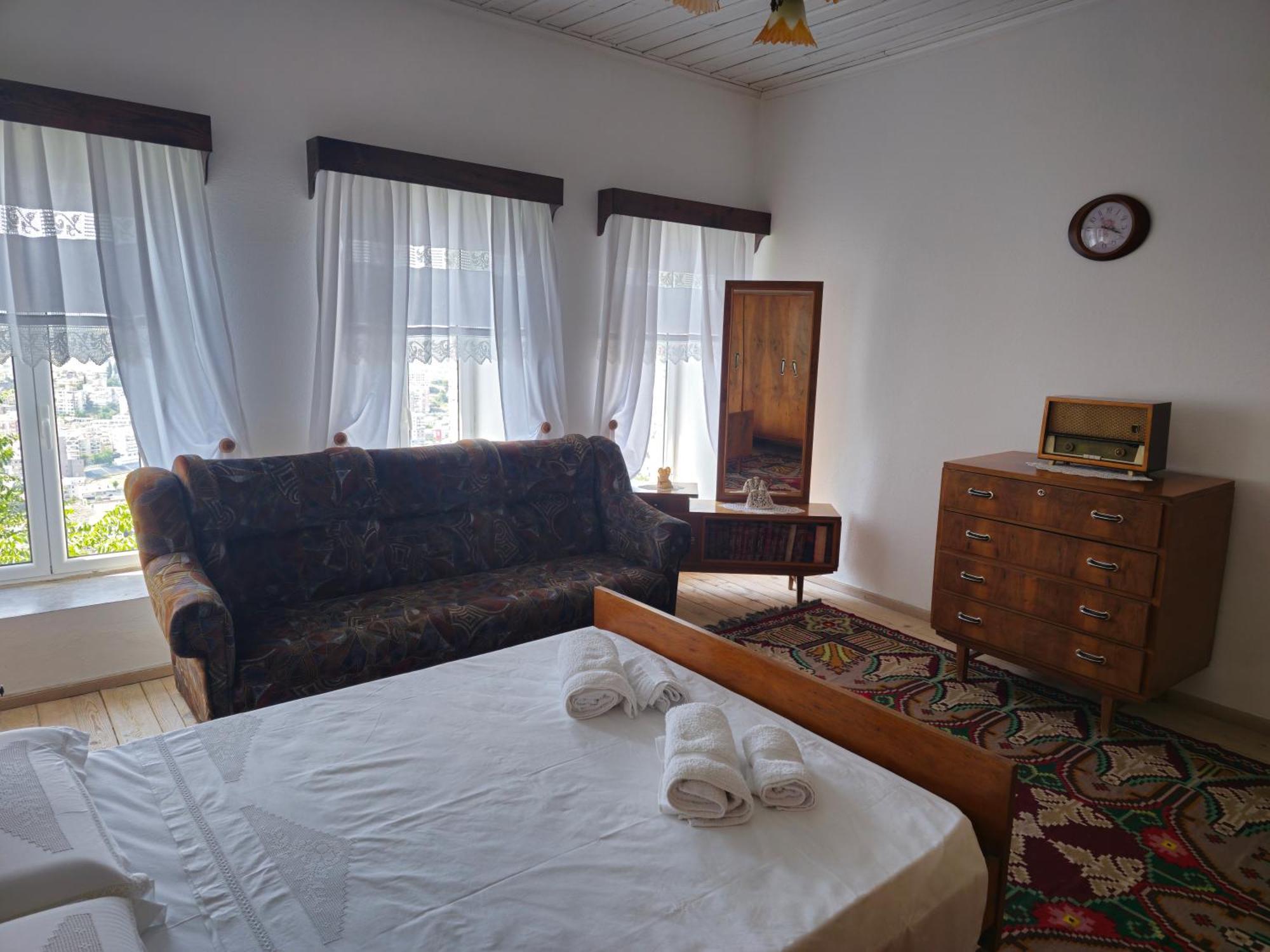 Traditional House Shapllo Gjirokastër Cameră foto